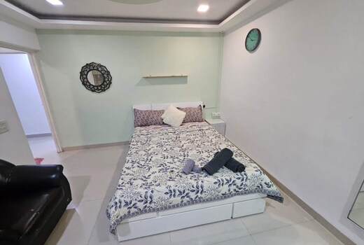 Pistachio Studio House KP by SuperHomes