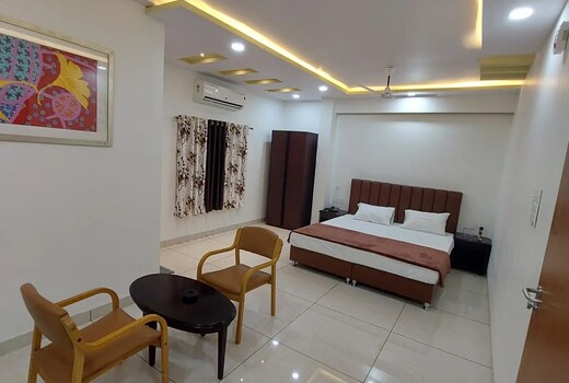 Hotel Dhruva Deluxe Rooms