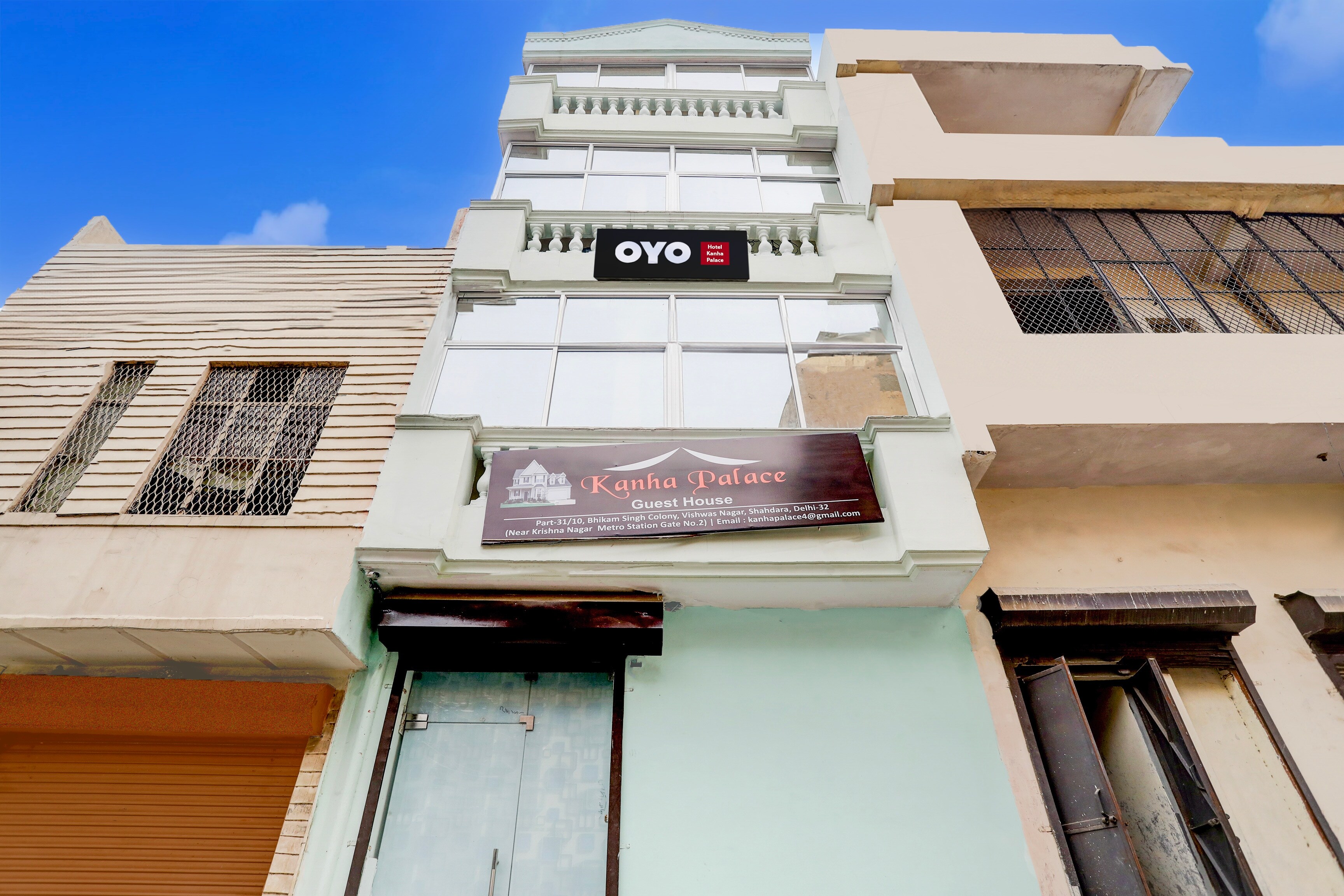 Hotel O Kanha palace