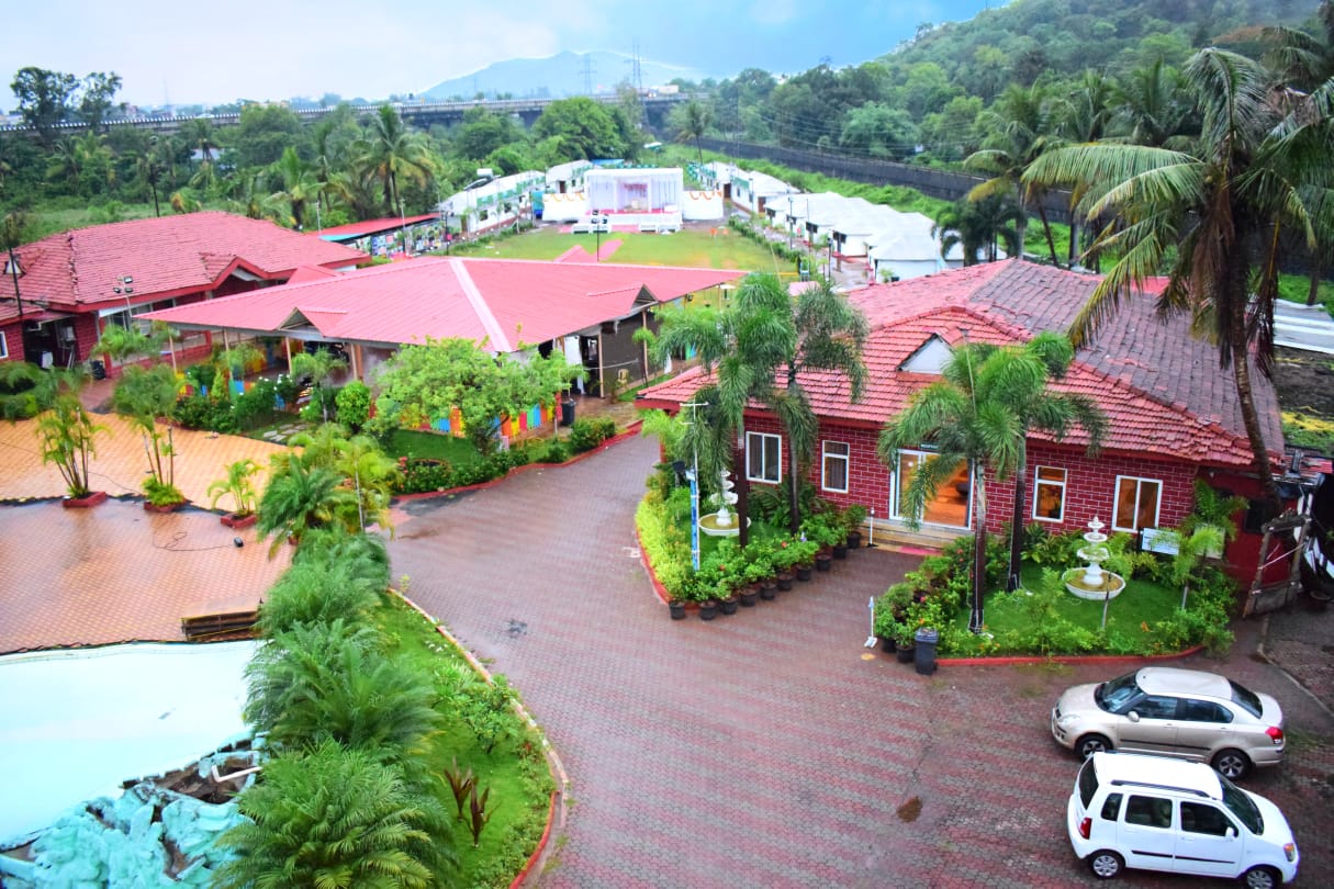 Whispering Woods Resort