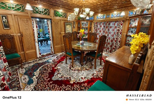 Royal Houseboat