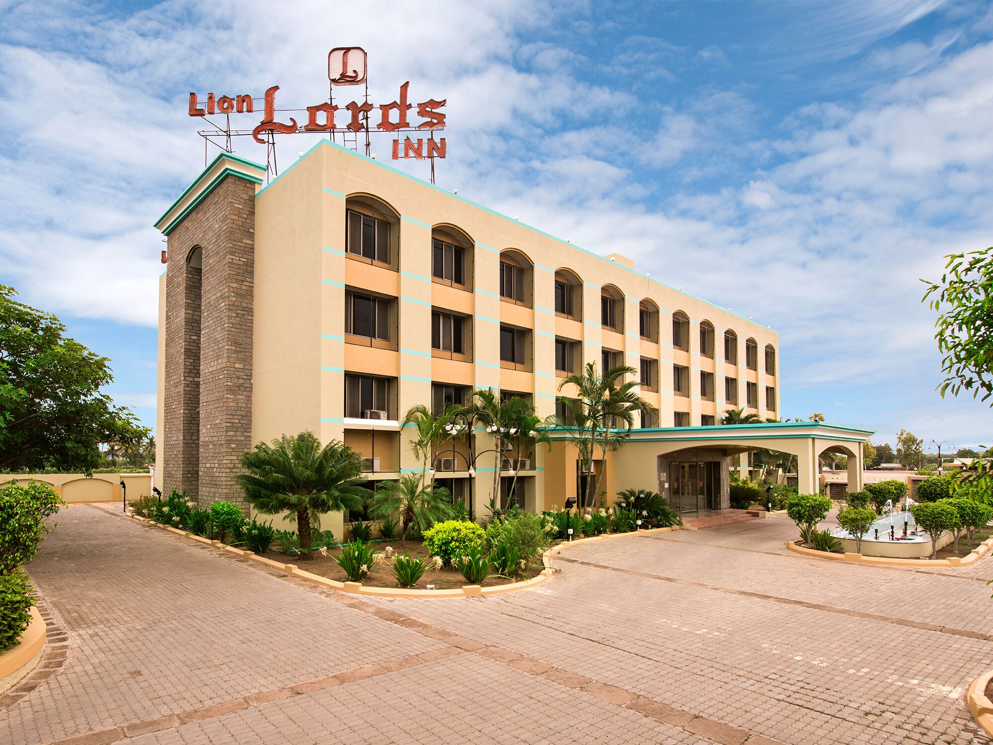 Lion Lords Inn Rajula
