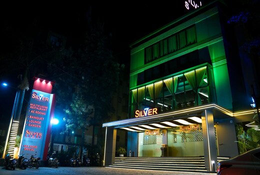 Hotel Silver Seven