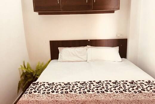 Dhruv's Homestay