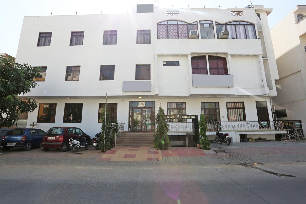 Hotel Swaruchi Palace