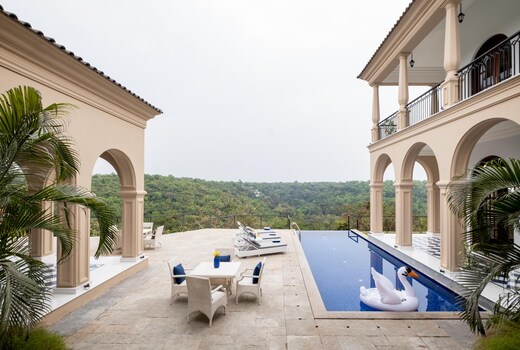 LohonoStays Villa Sacri Borod Hill 5 - 3 Bedroom