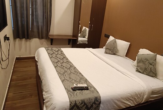 Le Grace Inn S.S Colony