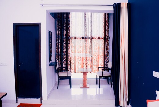 Shree Krishnam Hotel and Restaurant
