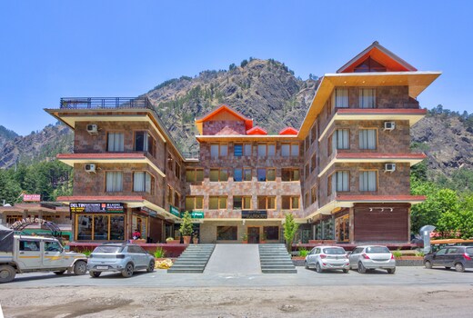 The Hangout Lodge, Lounge and Spa
