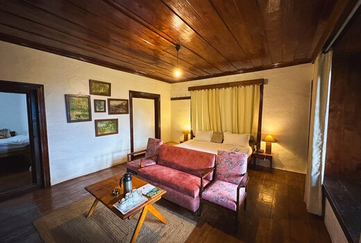 The Sunshine Heritage | Rooms & Restaurant