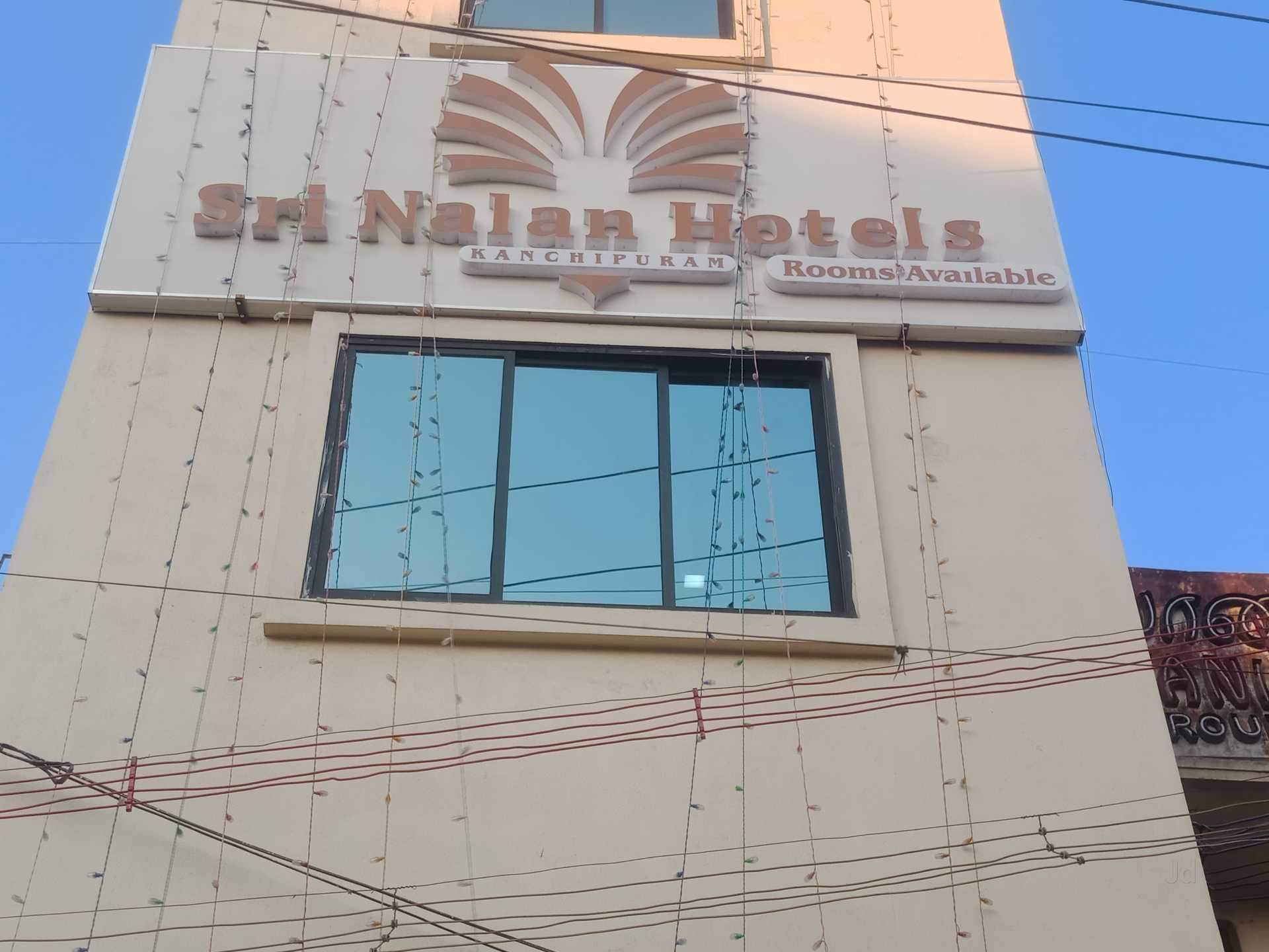 Sri Nalan Hotels
