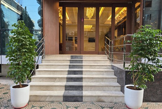 Hotel Infinity In, Vashi.