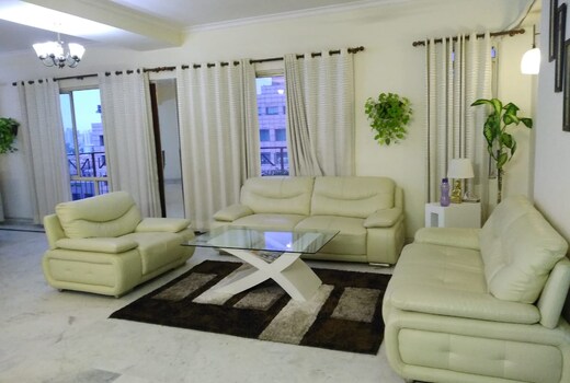 Invenia Guest House, Gurgaon