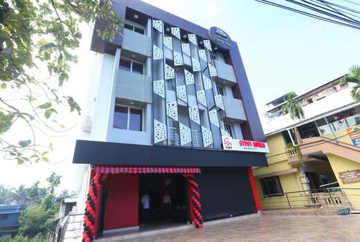GYPSY HOTEL CUSAT