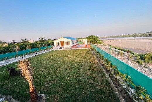 SUKH AANGAAN Farms