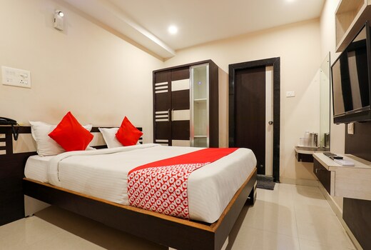 Hotel O Sr Residency