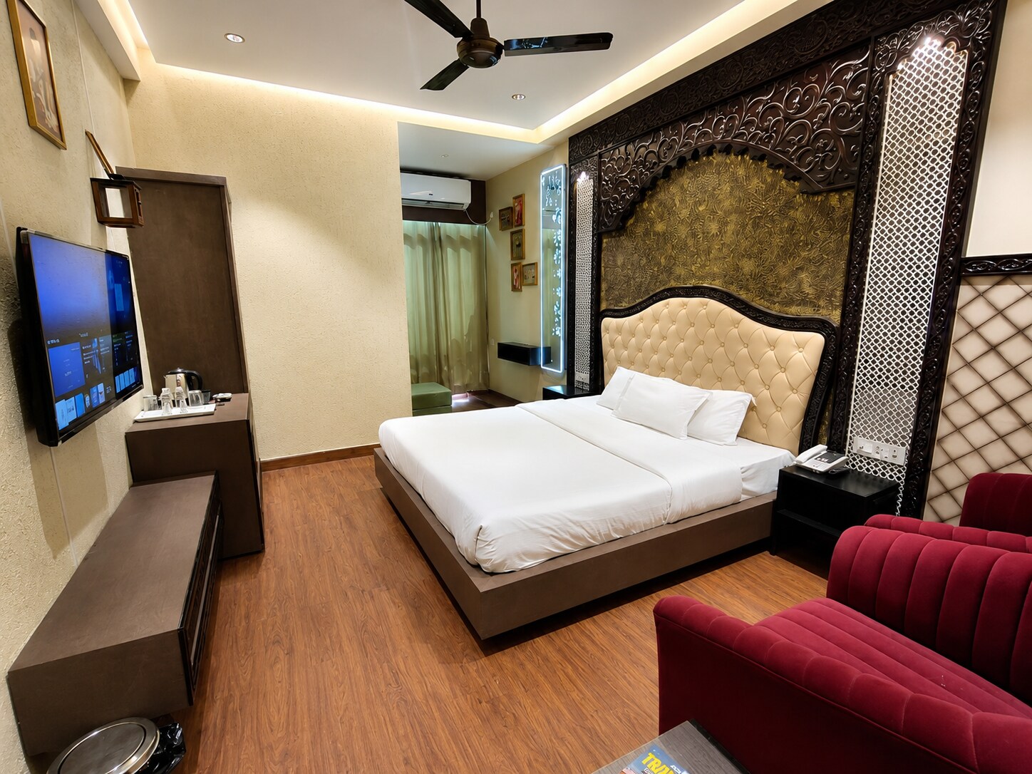 Sunrise Hotel