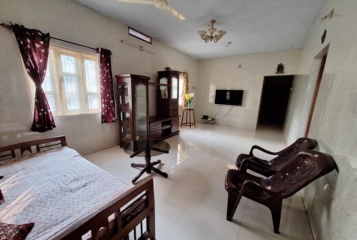 Shresty's Coastal Comfort
