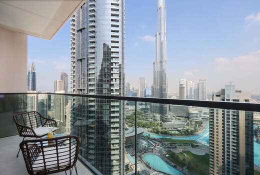 ELIVAAS Curated 3BR 1 with Burj and Fountain Views