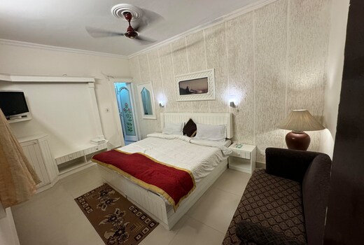 Hotel Kamal Nearest to Taj Mahal
