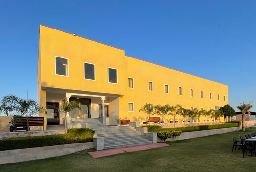 Mannat Resort