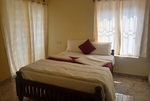 ECR Holiday Stay, Chennai