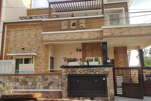 Naithani Home stay