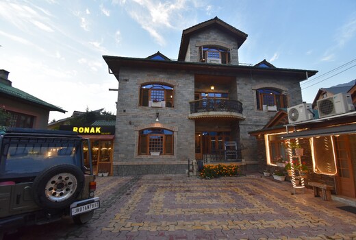 Ronak Homestay