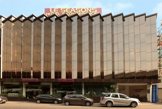 HOTEL LE SEASONS