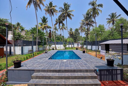 Waves and Shores Beach Villa