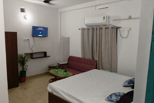 HOTEL VASU