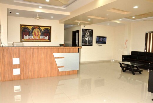HOTEL SAI RAJARAM PALACE
