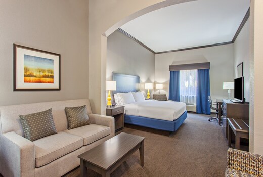Holiday Inn Express Hotel & Suites Wharton