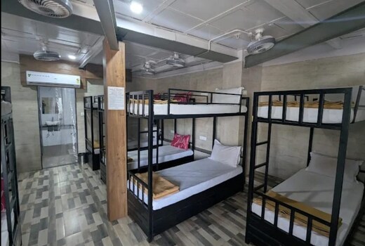 Hotel Shivalas