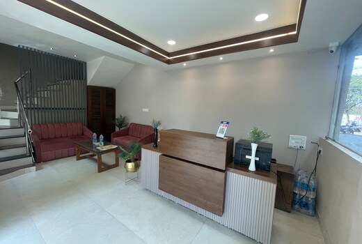 HOTEL ARYA PALACE