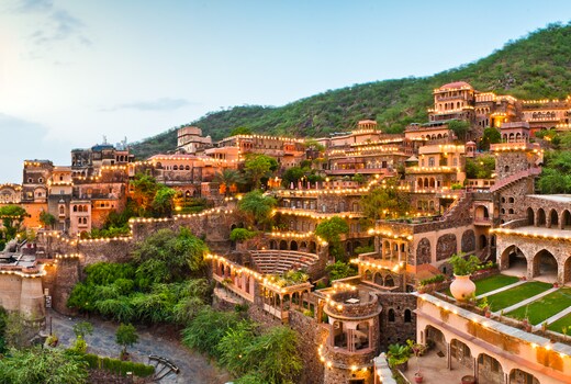 Neemrana Fort-Palace