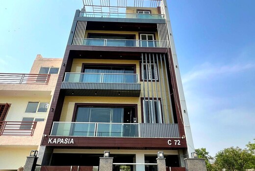 BookNGo Premium 2BHK HomeStay - Greater Noida