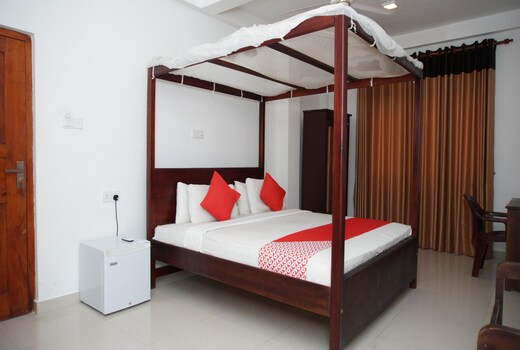 OYO 348 Ocean Bay Surf Resort
