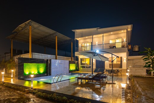 4BHK Unique Farm House Luxury Farm Stay Noida