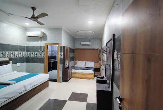 Manya home stay