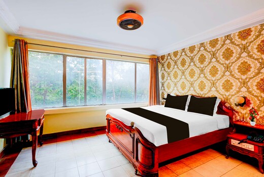 Townhouse Oak Puthali Park Near Mysuru Railway Station