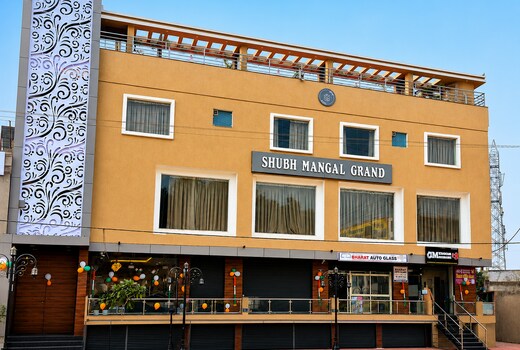 FabHotel Shubh Mangal Grand