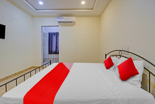 HOTEL VANDANA