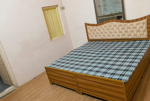 Arihant House