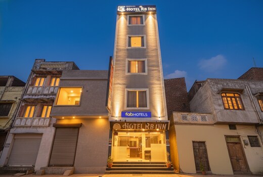 FabHotel RB Inn