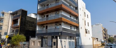 Hotel Park Tree, Sec-63A, Noida