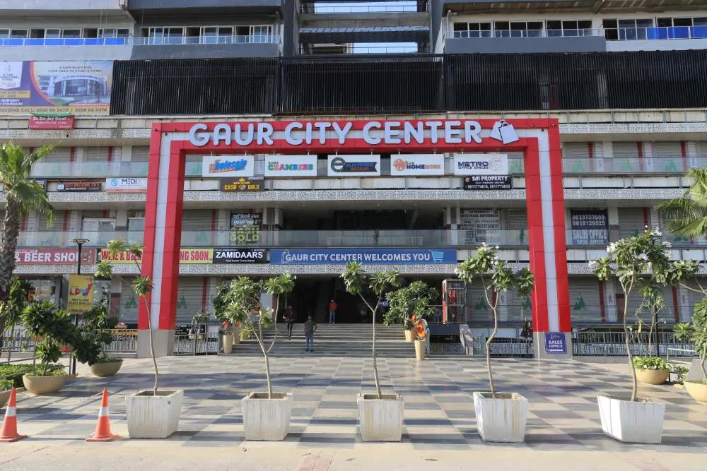 Gaur City Centre The Couple