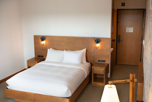 The Lismore Hotel Eau Claire - a DoubleTree by Hilton Hotel