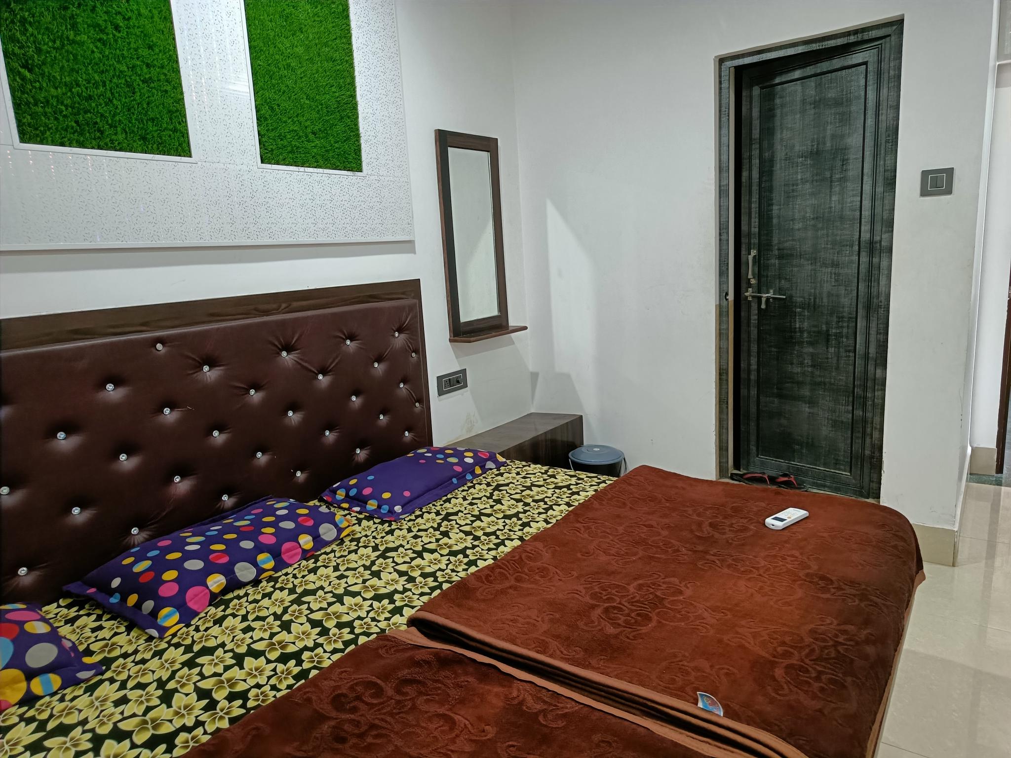 Hotel Hind Plaza