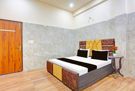 Hotel O SHRI HARI PRIYA DHAM